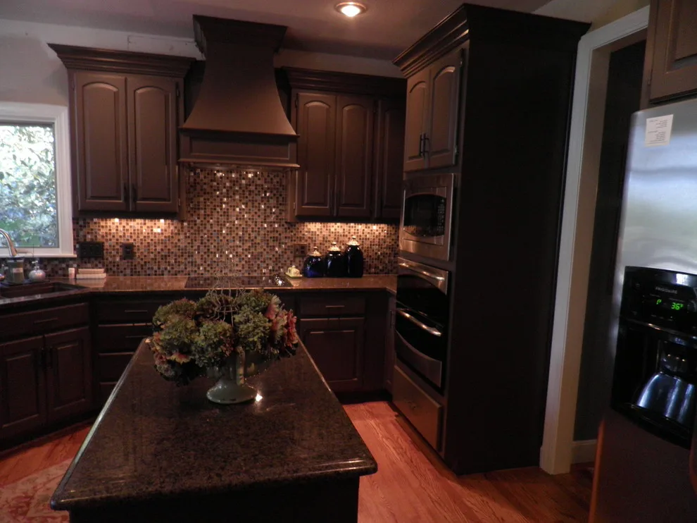 Ann's Classic Wooden Kitchen by BMB Designs LLC - Photo 10