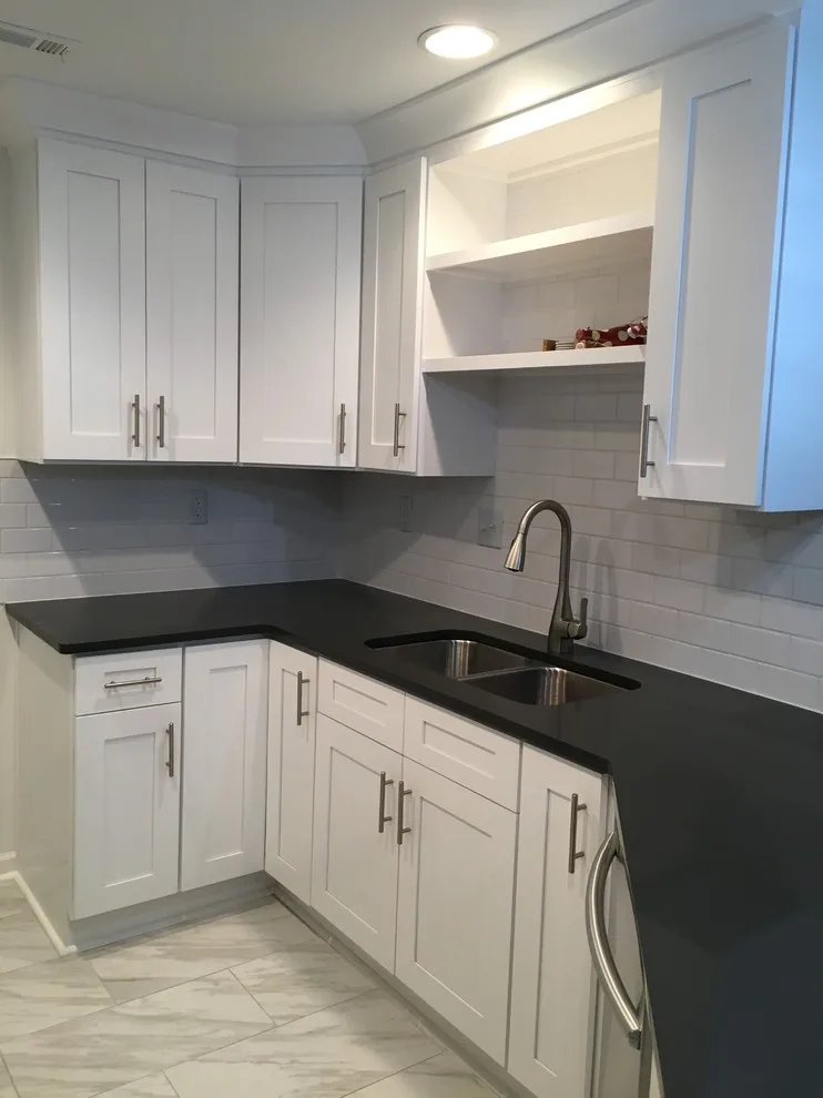 Contemporary Kitchen Renovation in Atlanta by Rosa Moreno Kitchens - Photo 4