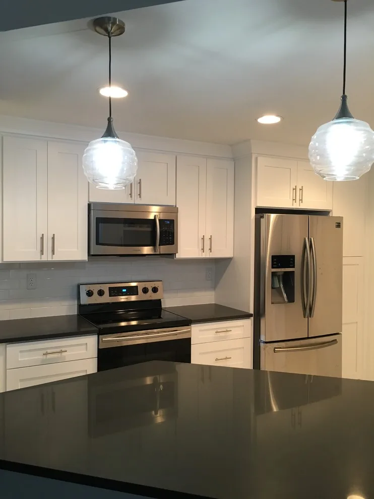 Contemporary Kitchen Renovation in Atlanta by Rosa Moreno Kitchens - Photo 13
