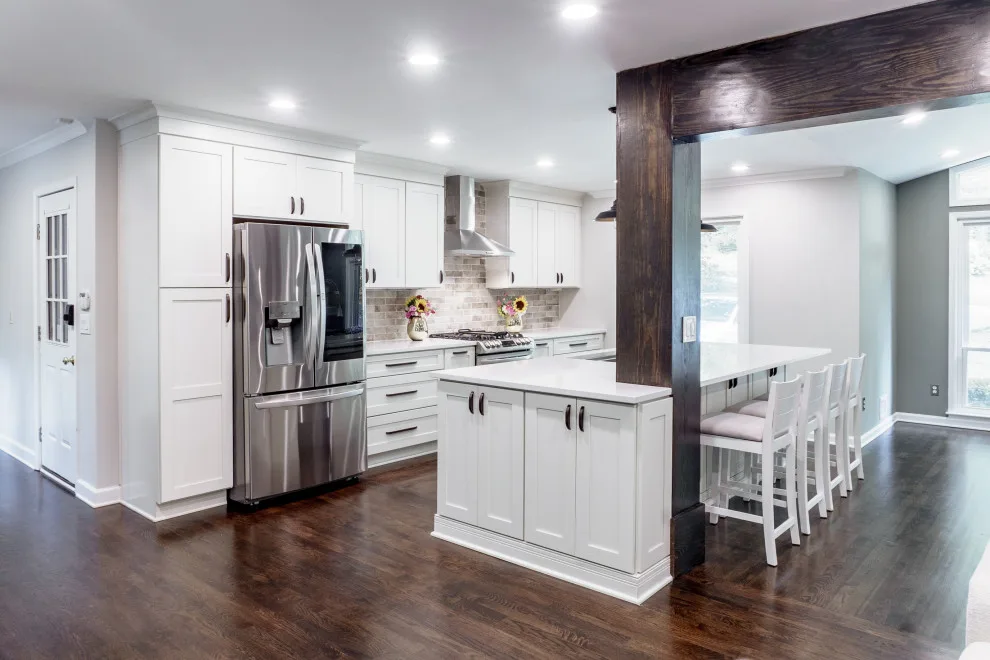 Atlanta - Contemporary Rustic Cozy Kitchen by Rosa Moreno Kitchens - Photo 9