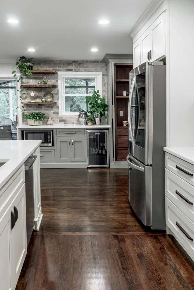 Atlanta - Contemporary Rustic Cozy Kitchen by Rosa Moreno Kitchens - Photo 7