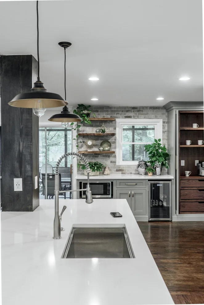 Atlanta - Contemporary Rustic Cozy Kitchen by Rosa Moreno Kitchens - Photo 3