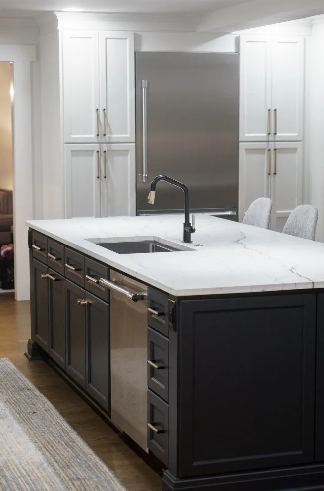 ATLANTA Open Plan Kitchen by Rosa Moreno Kitchens - Photo 7