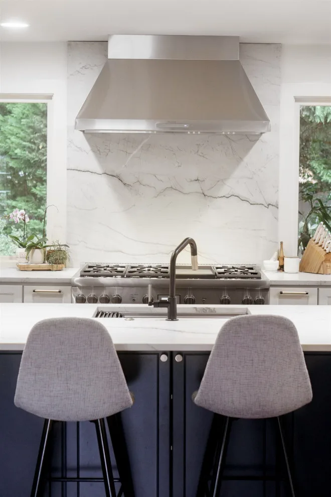 ATLANTA Open Plan Kitchen by Rosa Moreno Kitchens - Photo 12