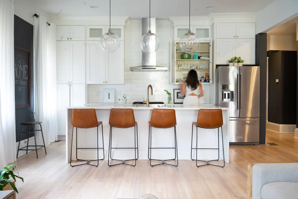 Contemporary Soft Kitchen in Atlanta by Rosa Moreno Kitchens - Photo 7