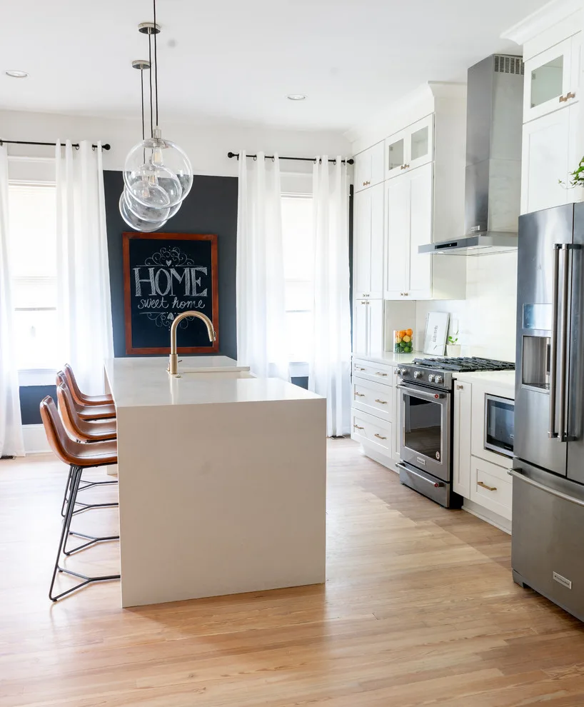 Contemporary Soft Kitchen in Atlanta by Rosa Moreno Kitchens - Photo 9