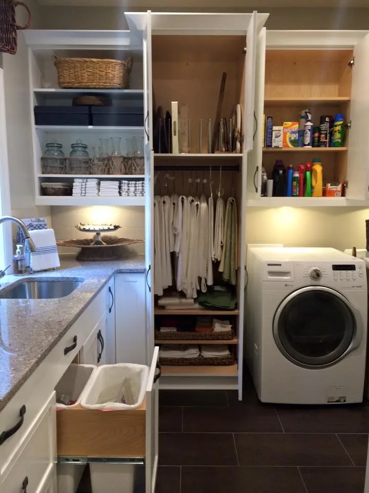 Atlanta Classic Kitchen and Laundry Space by Rosa Moreno Kitchens - Photo 6