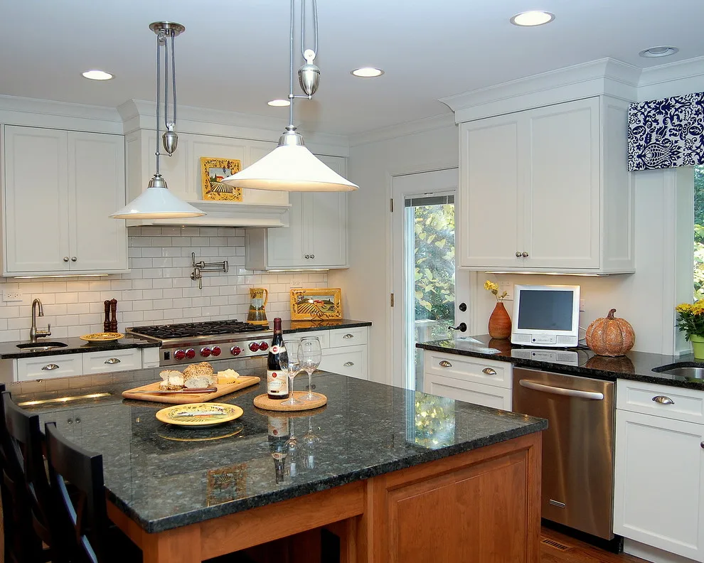 Bayonne Kitchen - Timeless Transitional Design by Laura Vlaming | Arkiteriors - Photo 6