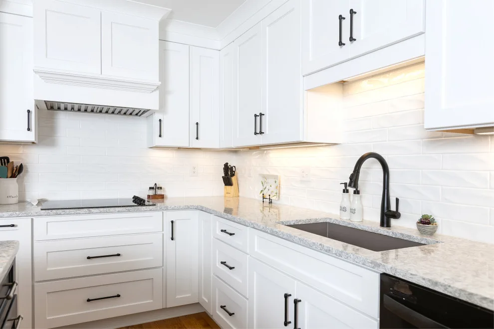Azure Ridge Estate by LifeStyle Kitchen & Bath - Photo 14