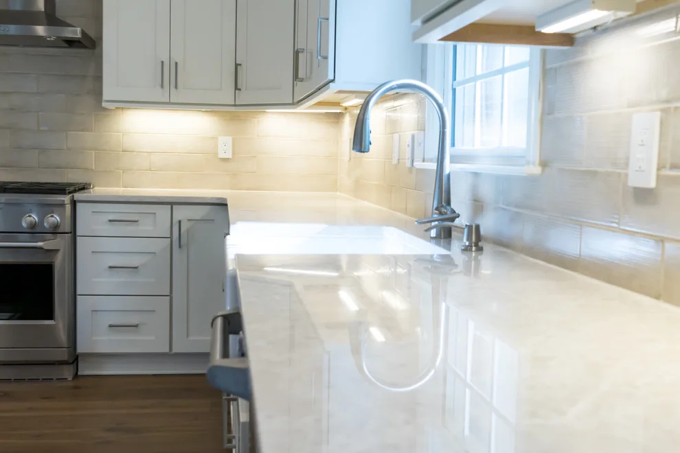 Brookhaven Kitchen Renovation for Transitional Style by Rosa Moreno Kitchens - Photo 9