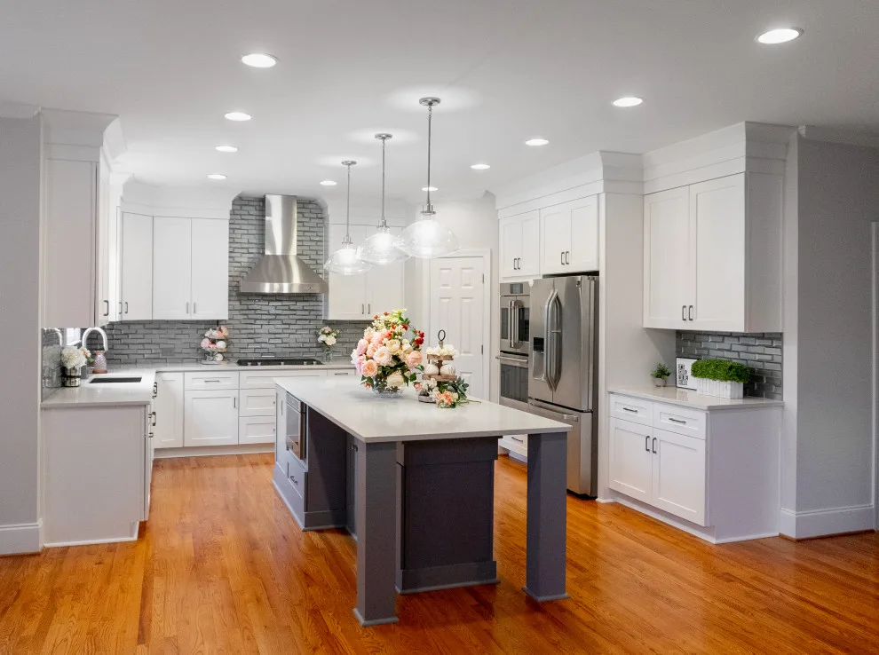 Contemporary Kitchen in Buford GA by Rosa Moreno Kitchens - Photo 4