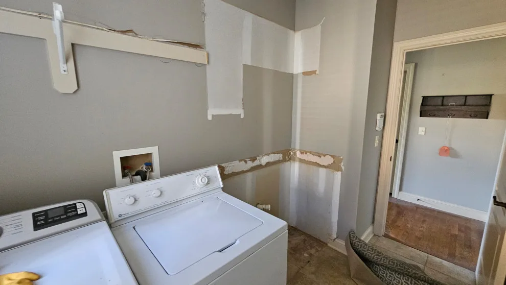 Cindy's kitchen and storage makeover by BMB Designs LLC - Photo 3