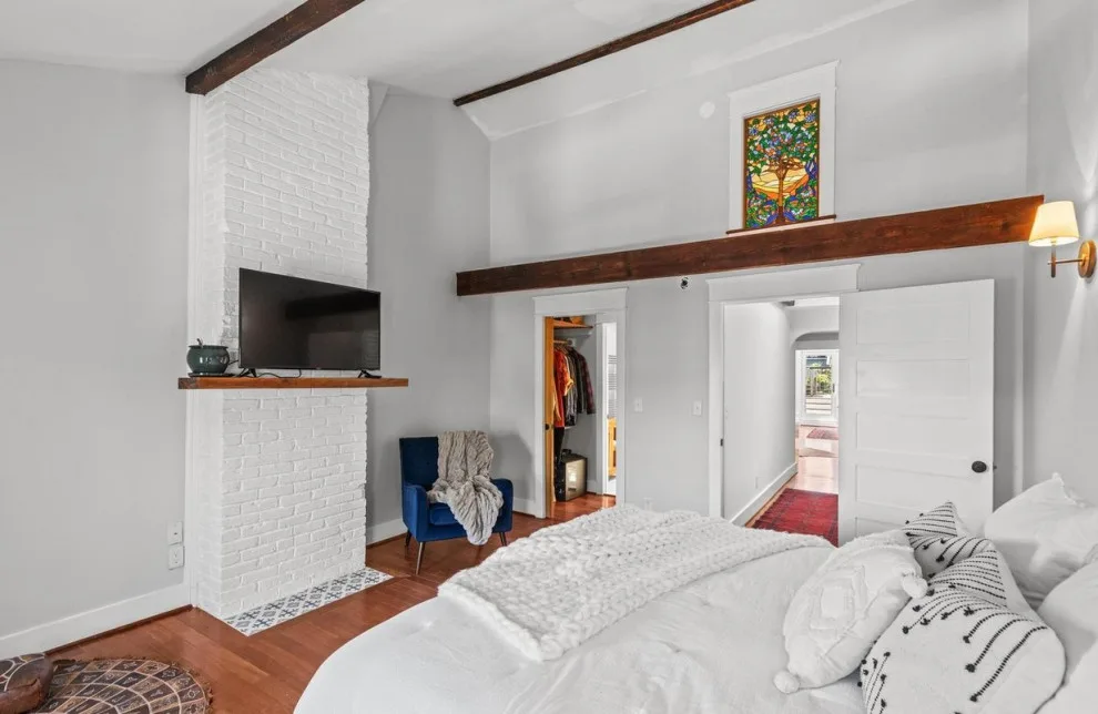 Urban townhouse renovation with expansion by Gabriela Matuchova, CKBD / HAUS 2690 DSGN - Photo 40