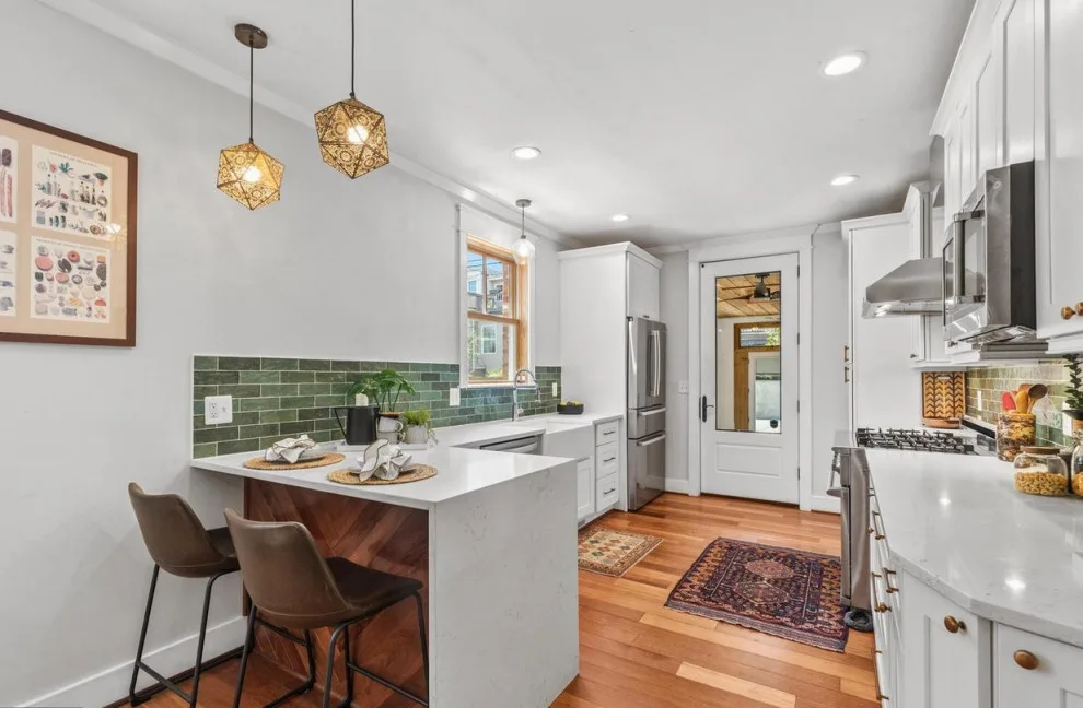 Urban townhouse renovation with expansion by Gabriela Matuchova, CKBD / HAUS 2690 DSGN - Photo 39