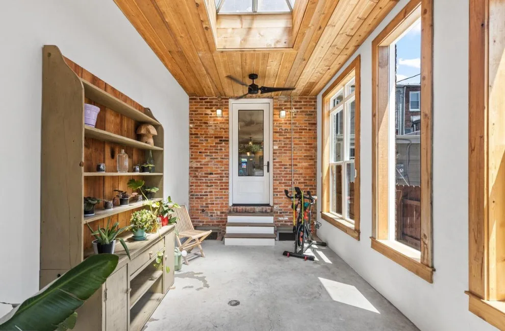 Urban townhouse renovation with expansion by Gabriela Matuchova, CKBD / HAUS 2690 DSGN - Photo 10