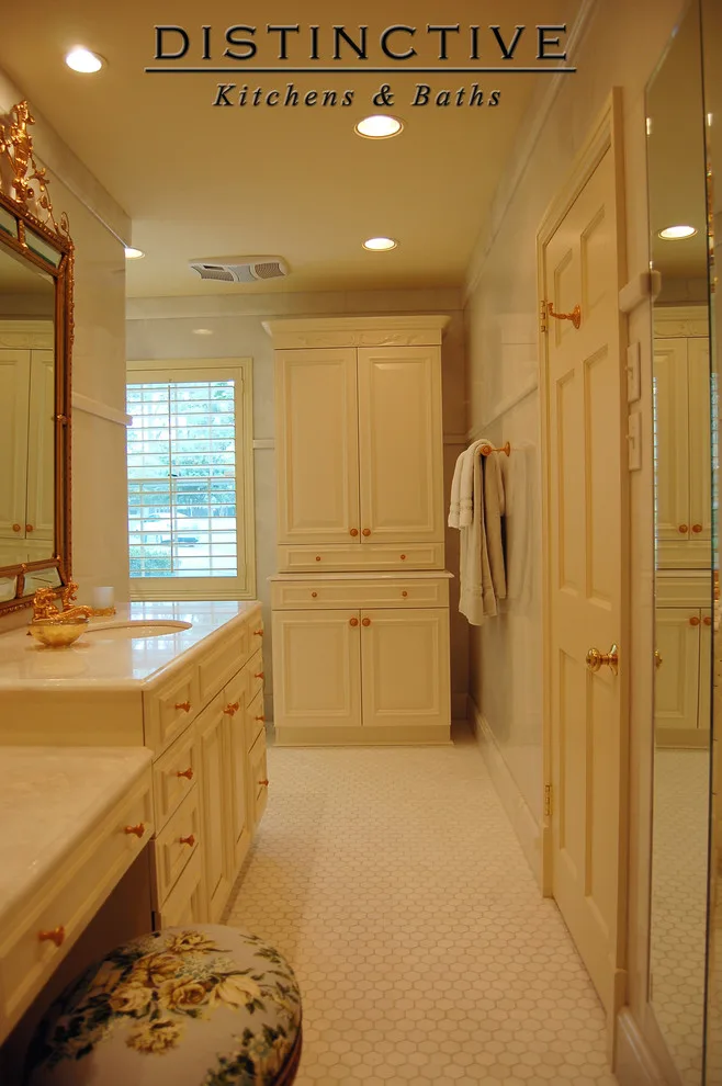 Timeless Bath by Distinctive Kitchens & Baths - Photo 4
