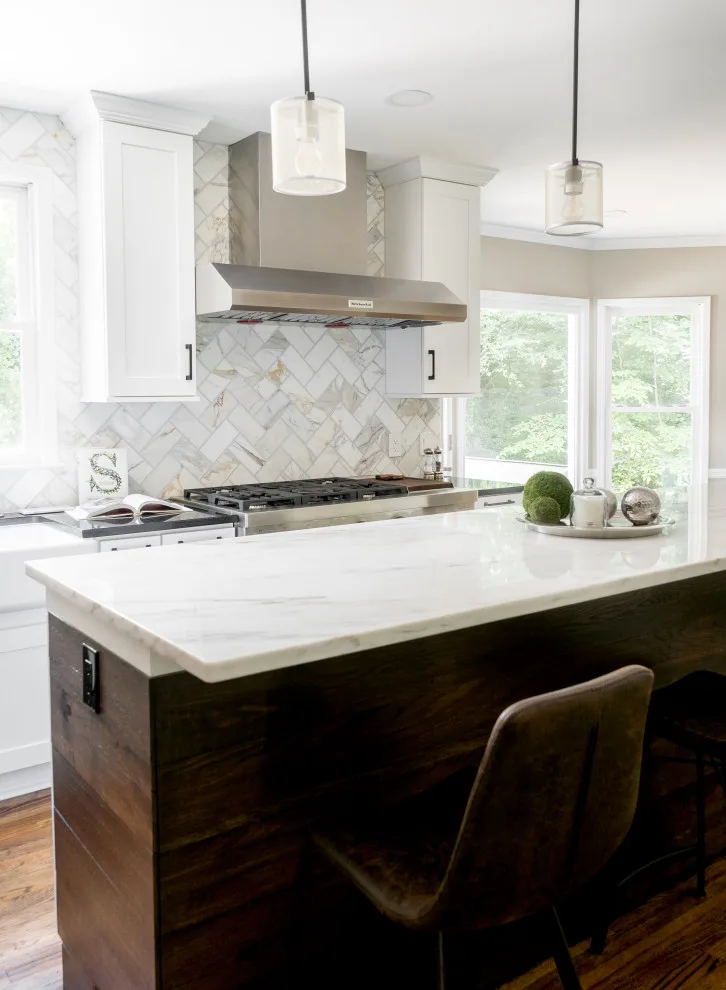 SLEEK AND TIMELESS EAST COBB KITCHEN by Rosa Moreno Kitchens - Photo 28