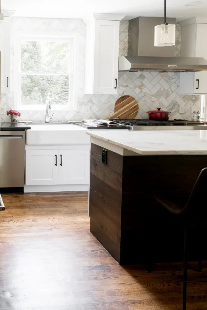 SLEEK AND TIMELESS EAST COBB KITCHEN by Rosa Moreno Kitchens - Photo 24