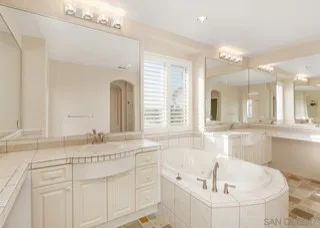 Carlsbad Coastal Aesthetic by Lori Ramsay Design - Photo 19