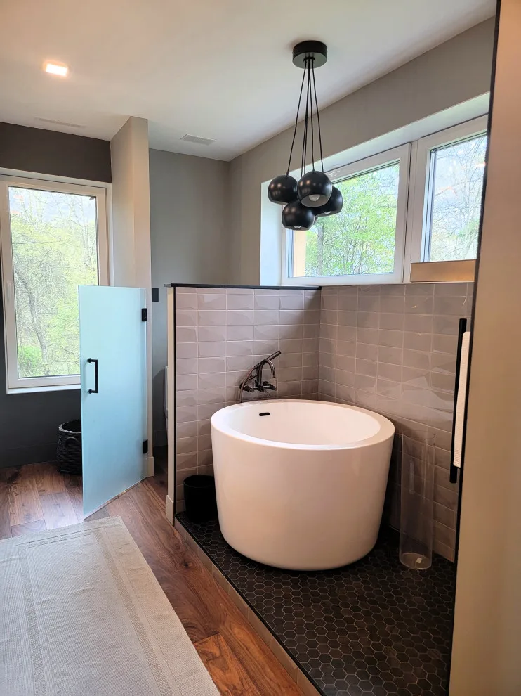 Modern Main Bathroom by Haute Designs - Photo 8