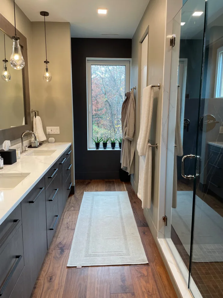 Modern Main Bathroom by Haute Designs - Photo 10