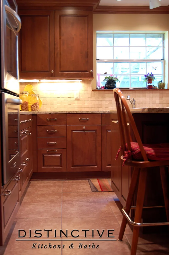 Comfortable Culinary Space by Distinctive Kitchens & Baths - Photo 4