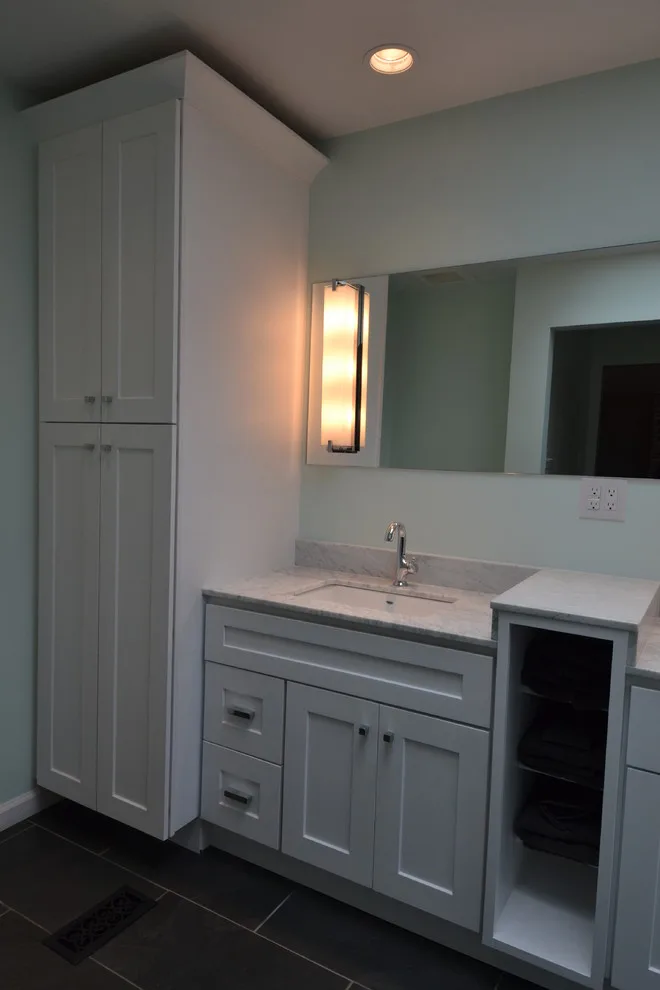 Light Shaker Main Bathroom by Remodeling And Painting Experts Inc. - Photo 9