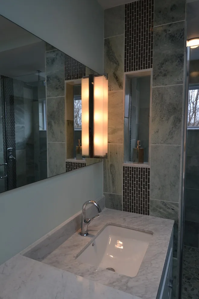 Light Shaker Main Bathroom by Remodeling And Painting Experts Inc. - Photo 6