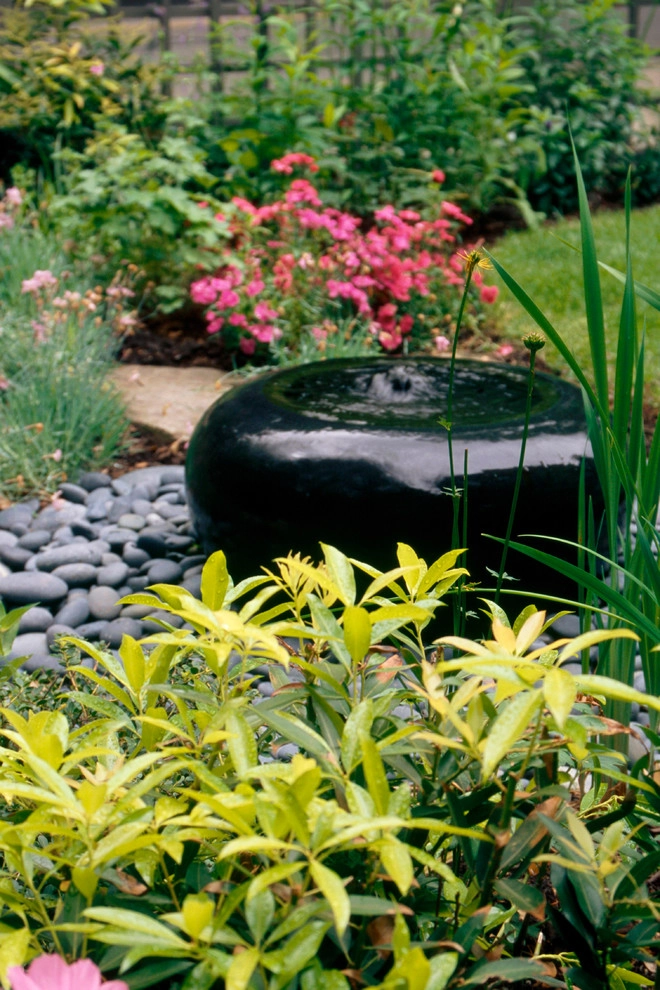 Brookline Entry Garden by CBA Landscape Architects, LLC - Photo 3