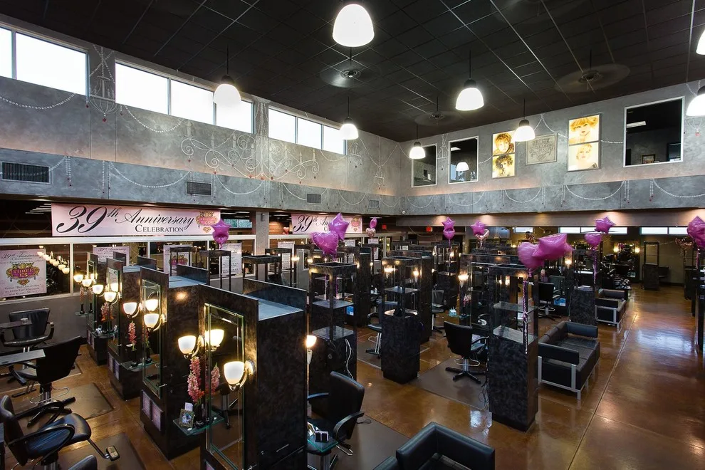 Salon Business by Interiors By Abraham - Photo 4