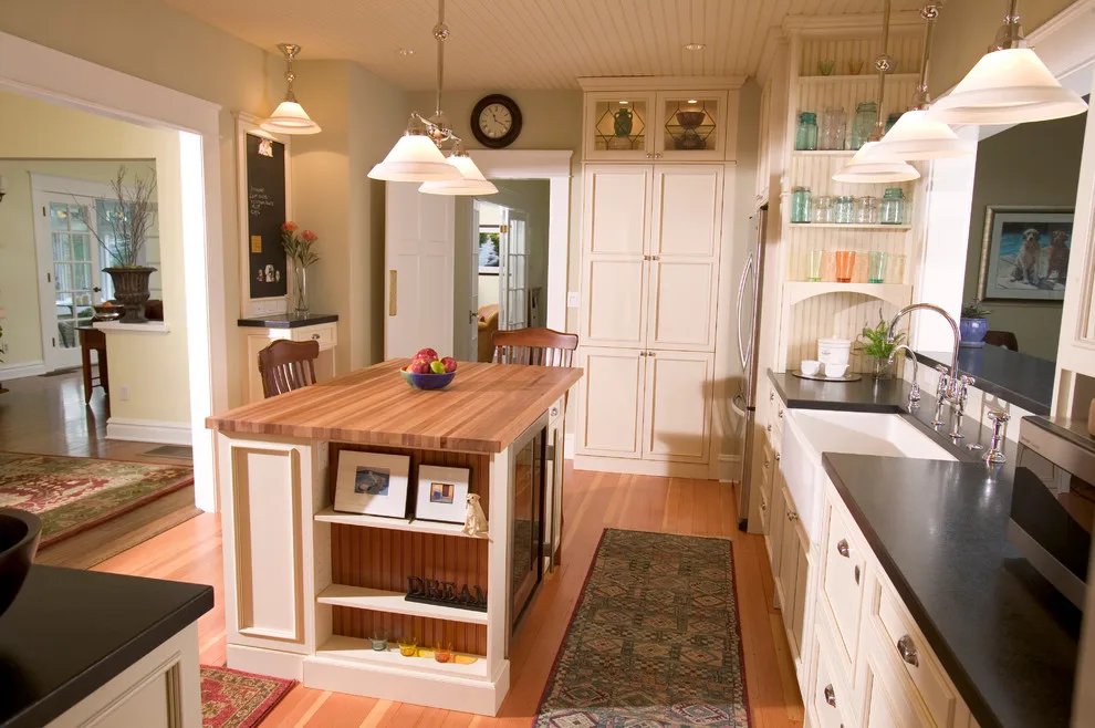 Heritage Kitchen Renovation by Kathleen Donohue, Neil Kelly Co. - Photo 2