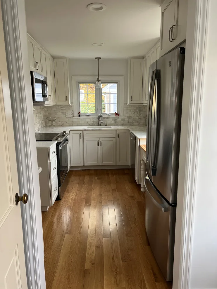 Bronson Road Renovation: Kitchen and Bathroom by Lifestyle Kitchen & Bath Design, LLC - Photo 5