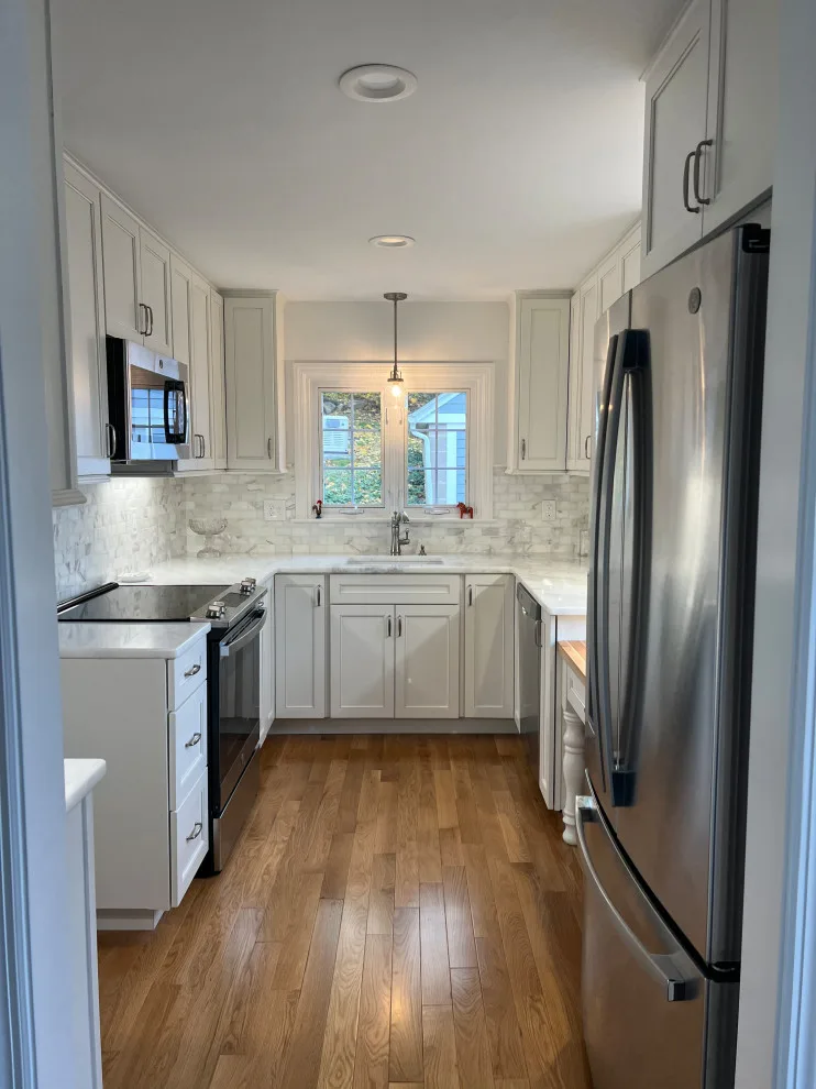 Bronson Road Renovation: Kitchen and Bathroom by Lifestyle Kitchen & Bath Design, LLC - Photo 12