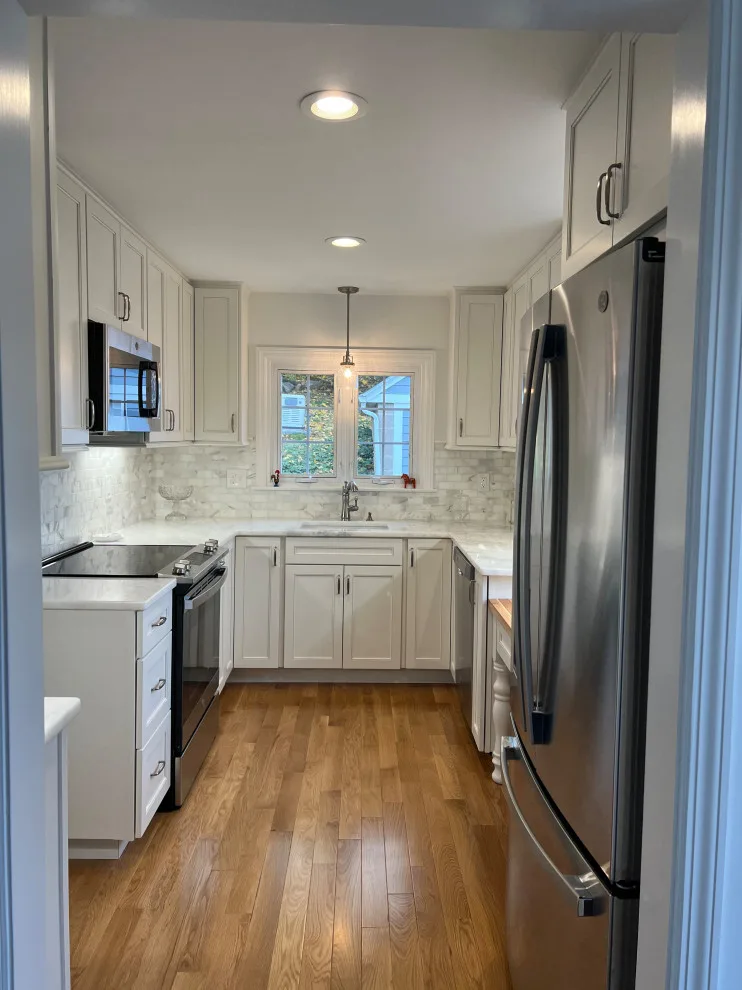 Bronson Road Renovation: Kitchen and Bathroom by Lifestyle Kitchen & Bath Design, LLC - Photo 17