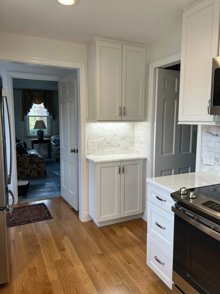 Bronson Road Renovation: Kitchen and Bathroom by Lifestyle Kitchen & Bath Design, LLC - Photo 10