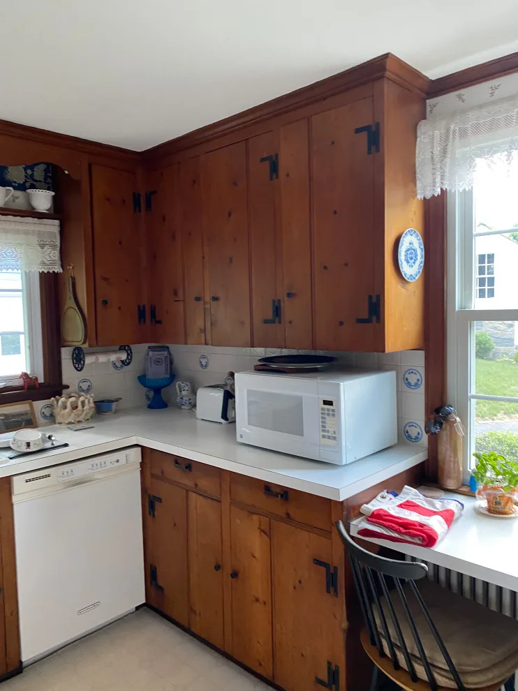 Bronson Road Renovation: Kitchen and Bathroom by Lifestyle Kitchen & Bath Design, LLC - Photo 18