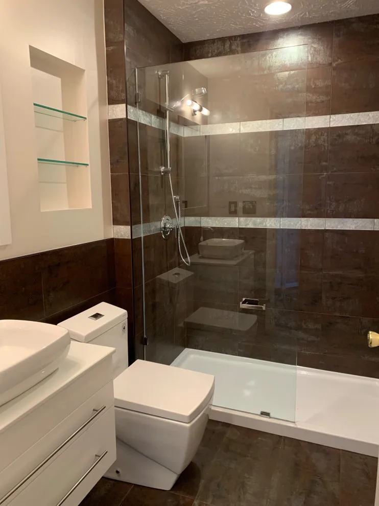 European Bathroom Hall by Envision - Photo 12