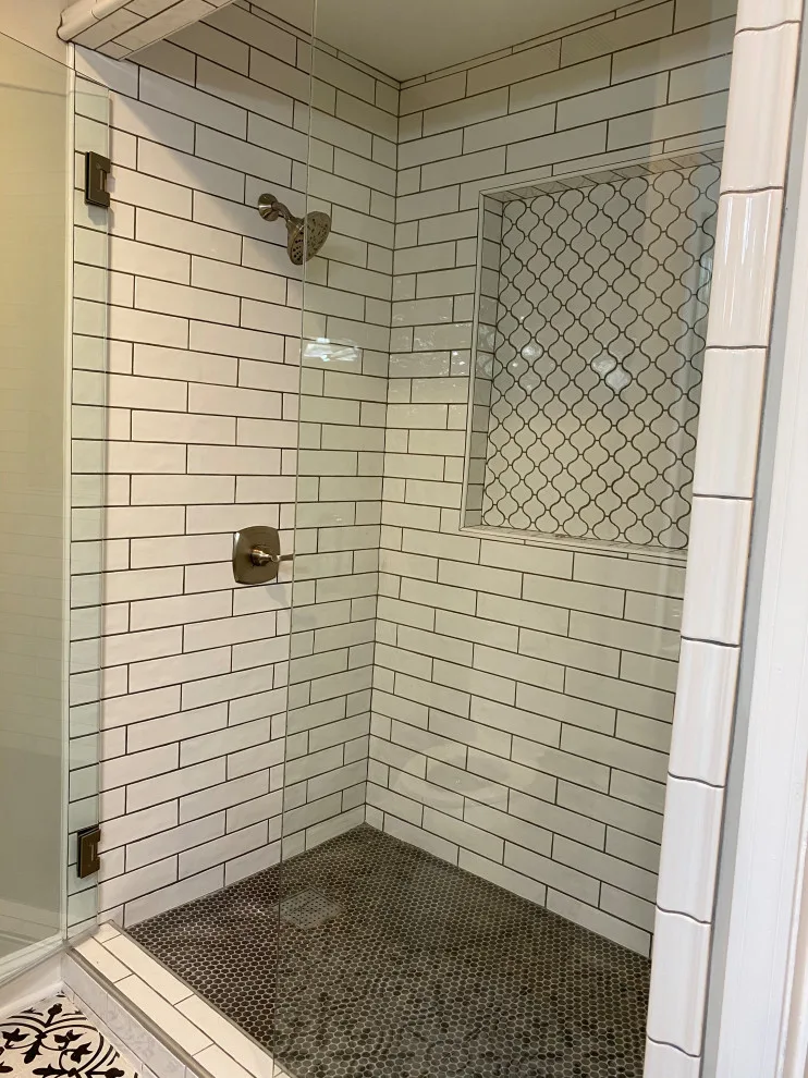 Guest Bathroom Makeover by Maureen Mayeaux Design - Photo 2