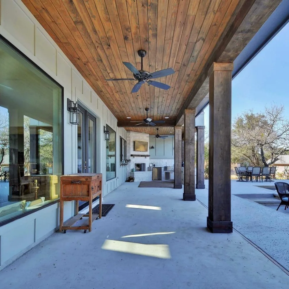 Currey Construction - Tailored Residences by Shannon Davidson Design - Photo 10