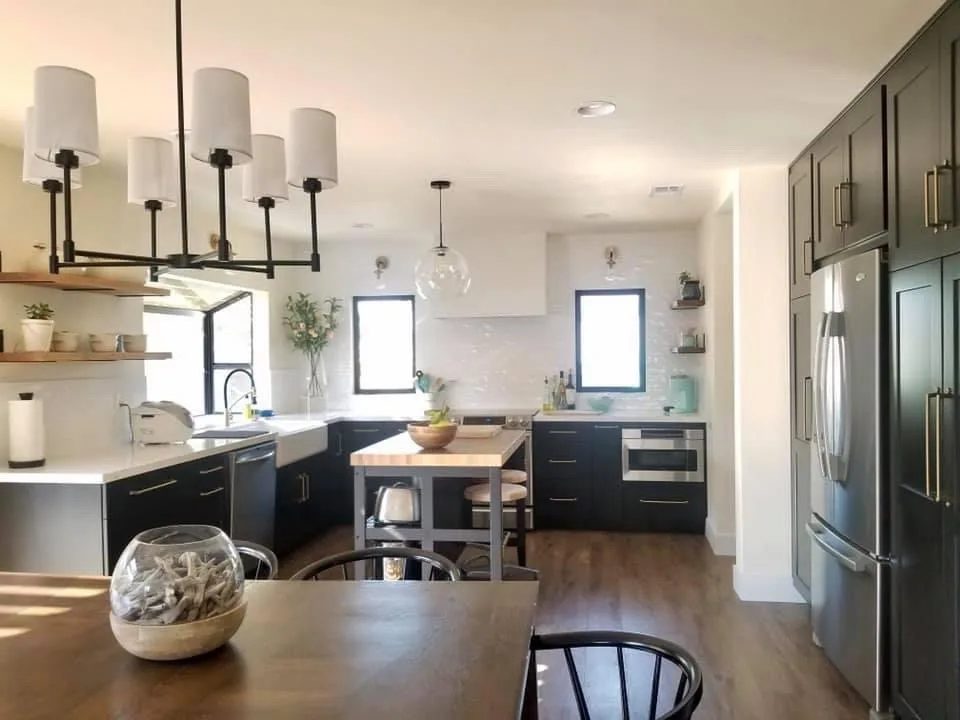 Contemporary farmhouse by Gayle L Glasband Design - Photo 3