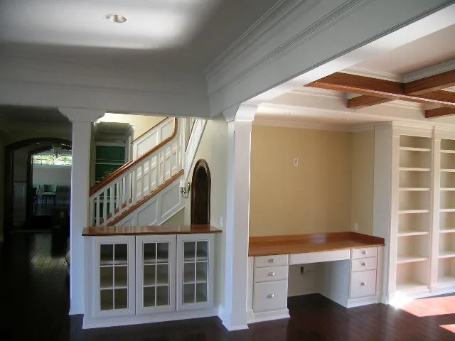 Harbor Cabinets - Photo 12