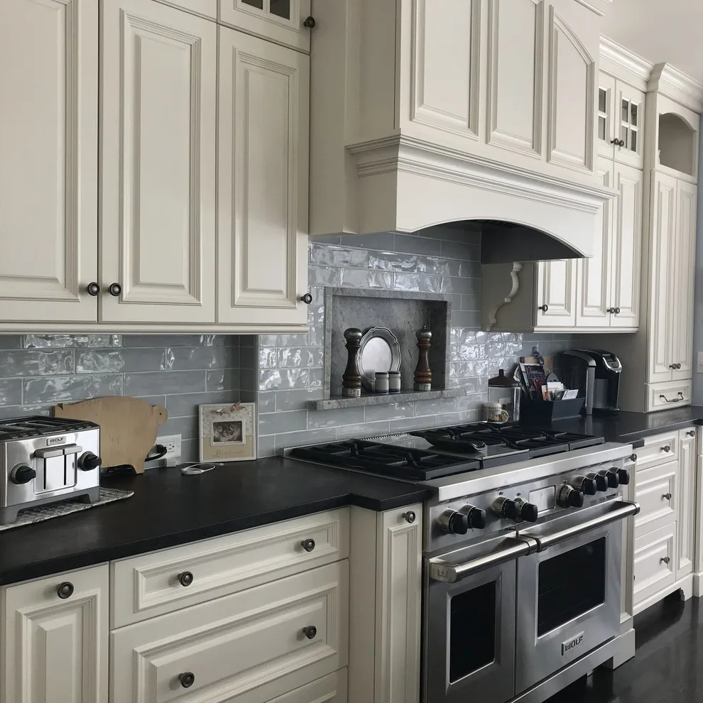 Regatta Vista Kitchen Renovation by Designers' Studio - Photo 2