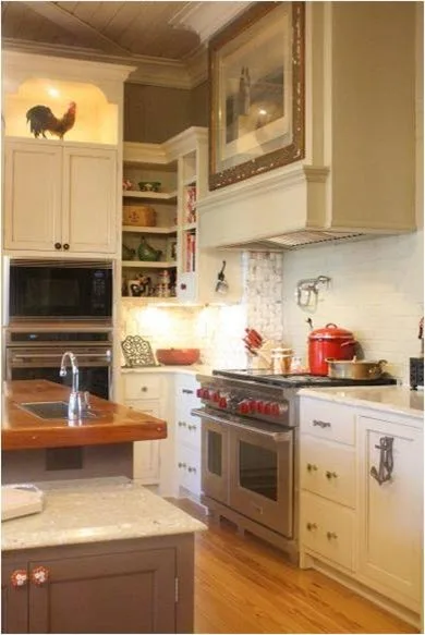 Williamson Millworks Inc. Dba Custom Cabinets - Photo 2