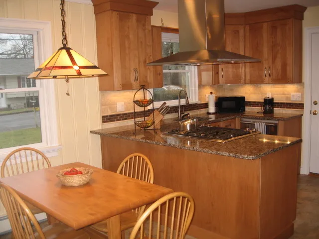 Sunny Oak Kitchen by Toni Sabatino - Photo 3