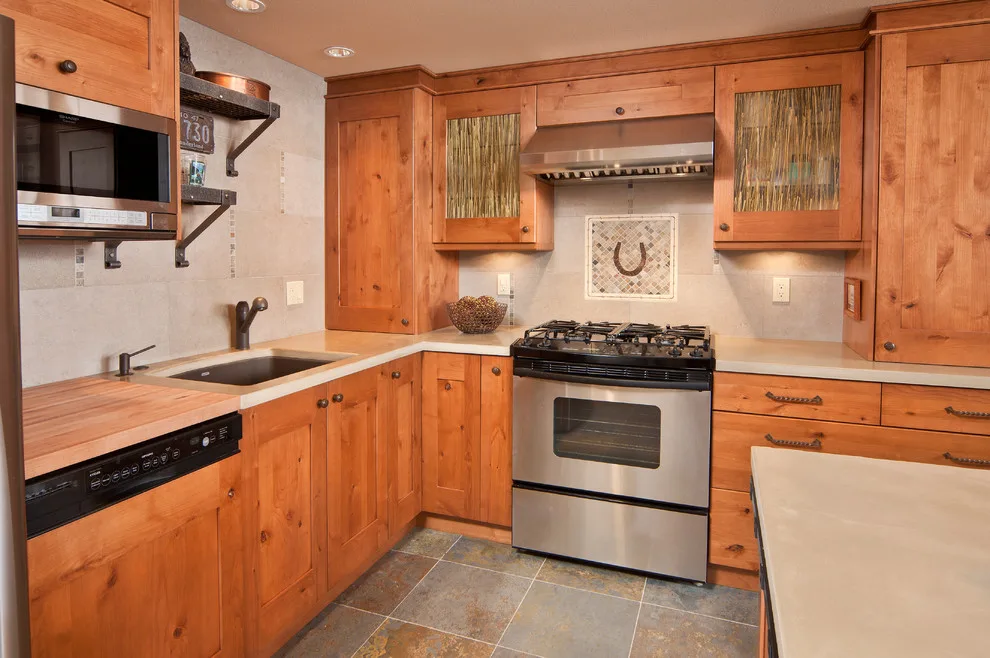 Sunriver Condominium Renovation by Kathleen Donohue, Neil Kelly Co. - Photo 4