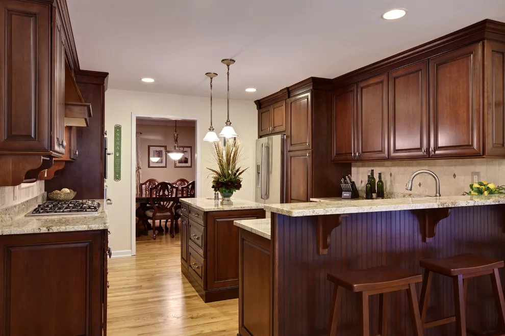 Leader by Turan Designs, Inc. - Photo 2