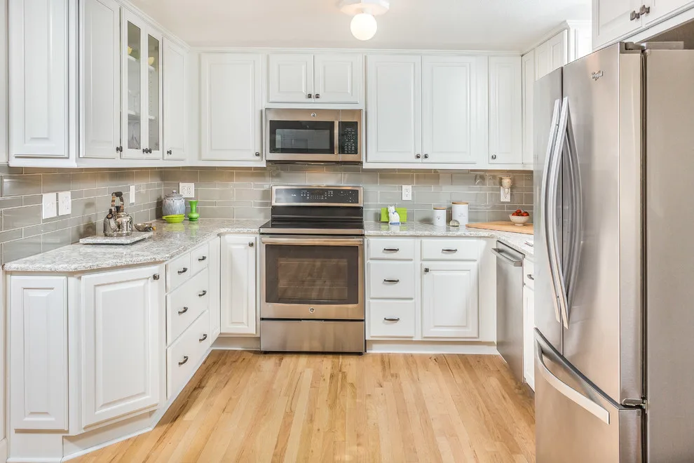 Bungalow from 1937 by Creative Kitchen Designs, Inc. - Photo 2
