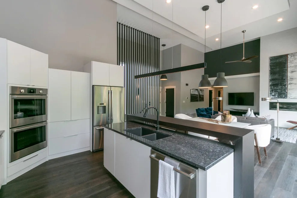 2015 Showcase Home by Studio H2O/PSC Distribution - Photo 2
