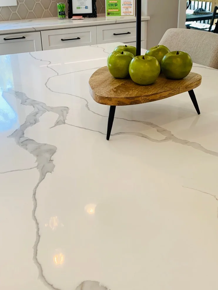 2019 Tiffin Home Parade by SK Cabinetry & Design - Photo 6