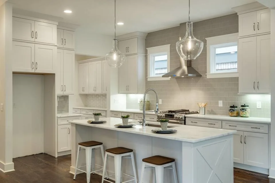 Hazelwood Drive Transitional Home by Cayce Mill Design Center - Photo 6
